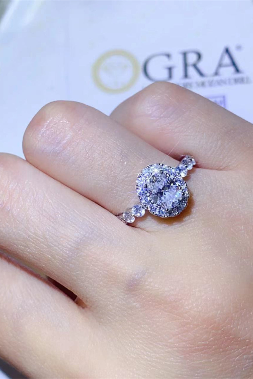 1 carat moissanite halo ring0788670f7b8847549e1693f1b65c2bc7-Max