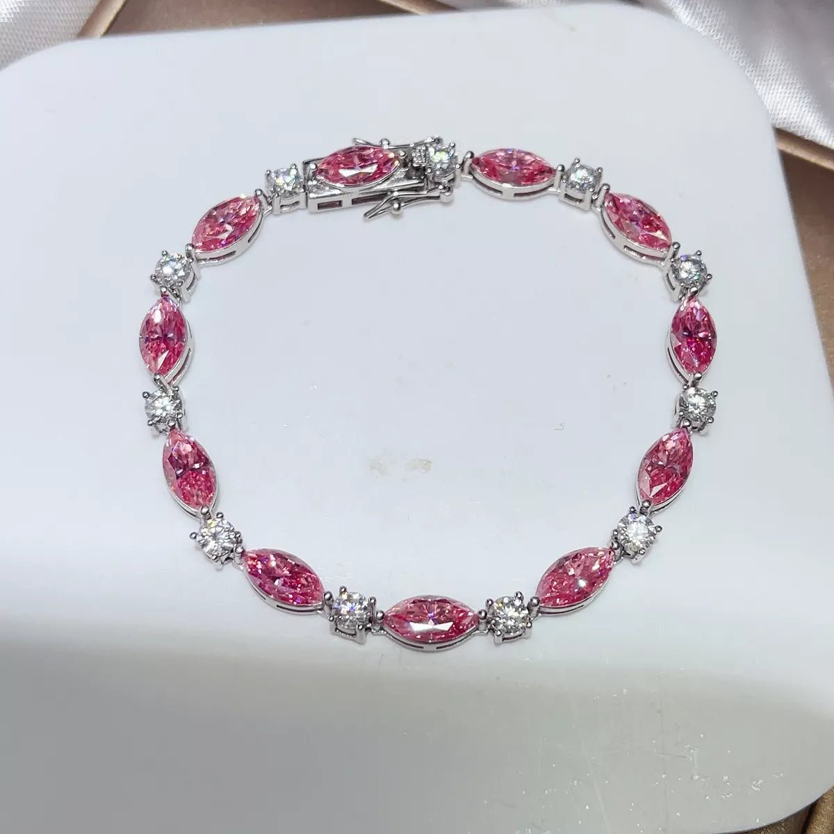 925 Sterling Silver Moissanite Bracelet3497a409-8718-47c0-a93e-385ca95ae42c-Max-Origin