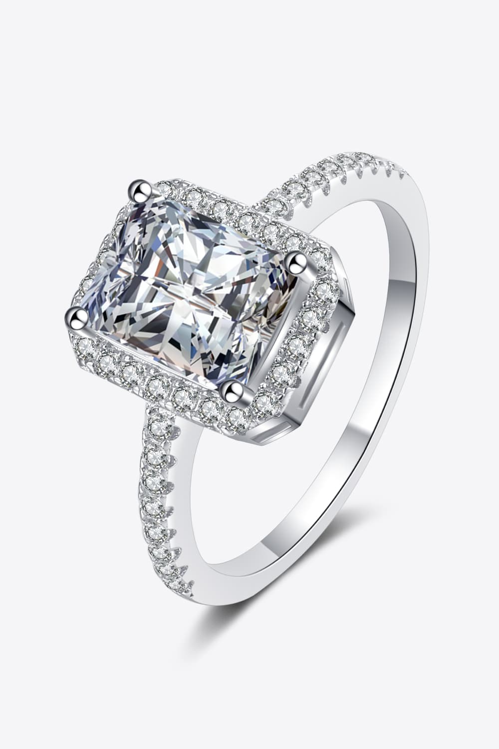 2 carat moissanite halo ring9e0515bfd352430a91a06d16112bdaea-Max