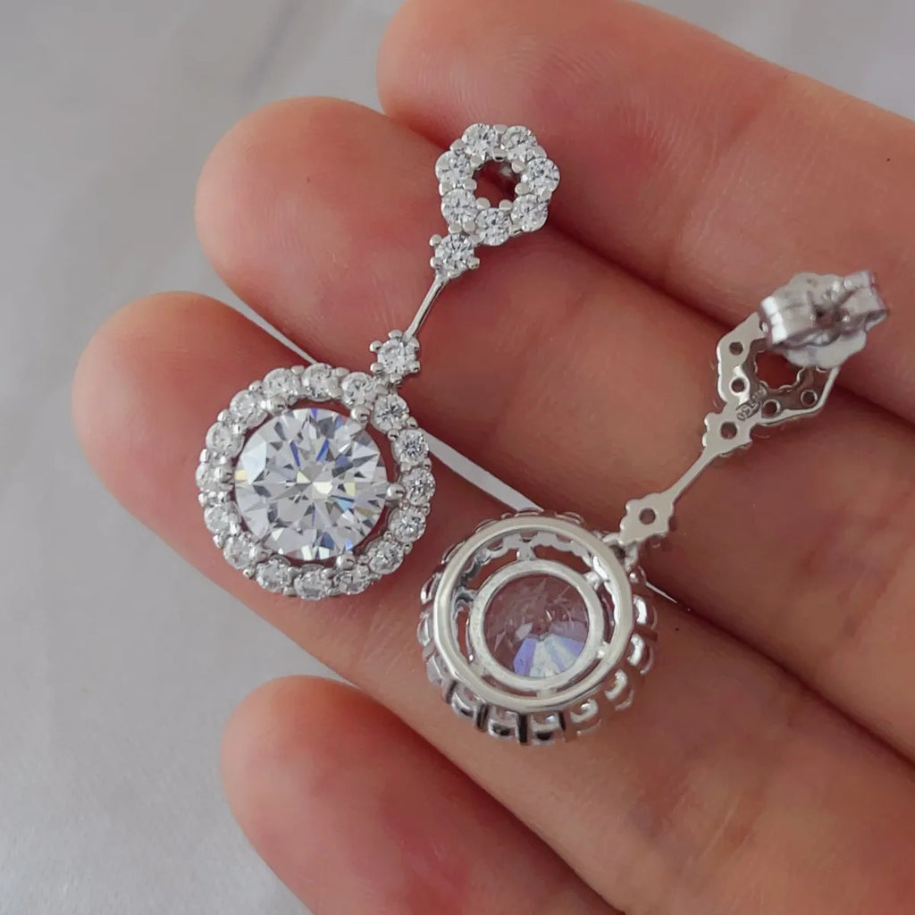 4 carat crystal drop dangle earringse54d815f-5c71-4c54-8ce8-99a1a5722747-Max-Origin